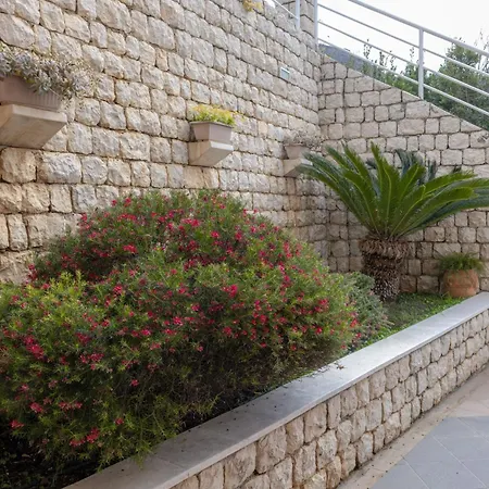 Maris דירה מליני