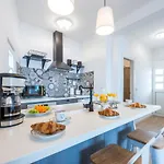 Apartment Maris *